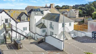 2 Trevail Apartments