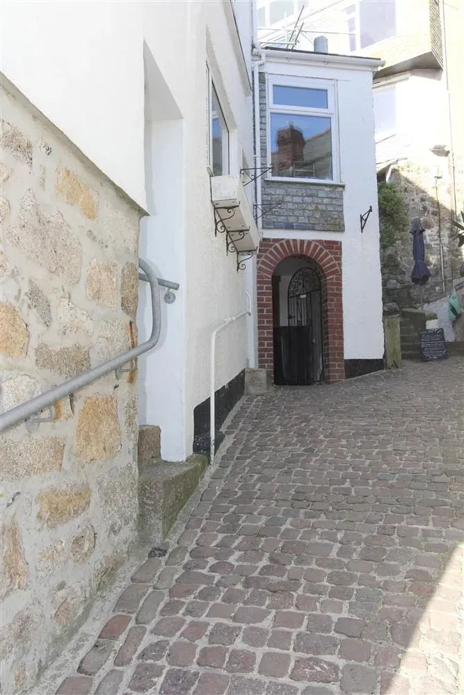 4 Wharf House The Wharf