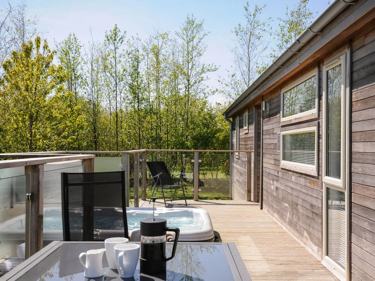 7 Meadow Retreat