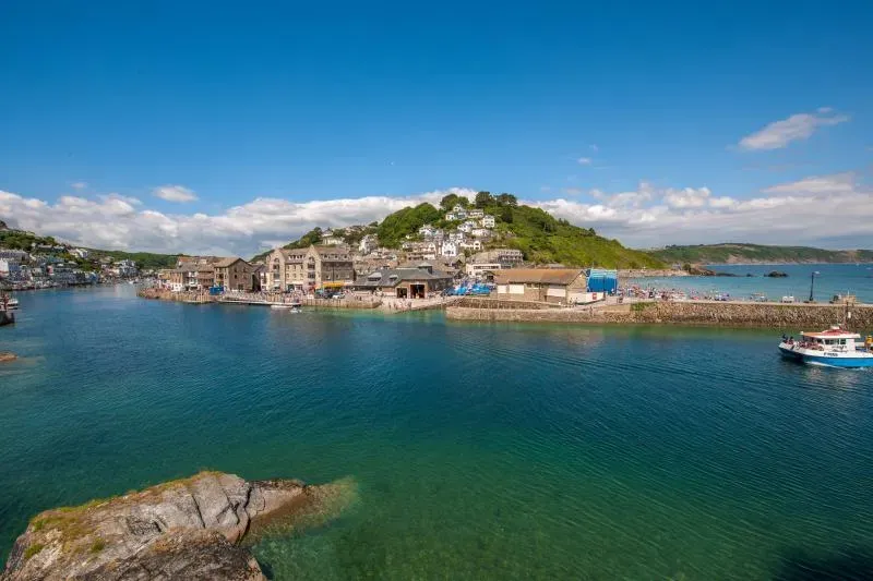 Holiday Homes with Swimming Pools in Looe