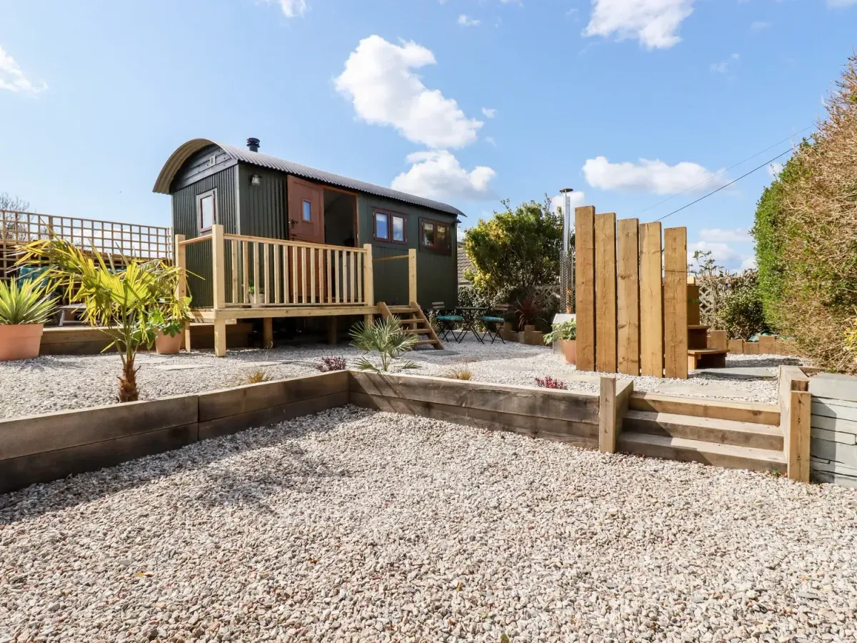 Romantic Getaways for Couples in Tintagel