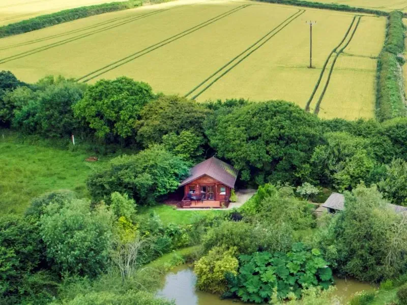 Bridge Lodge