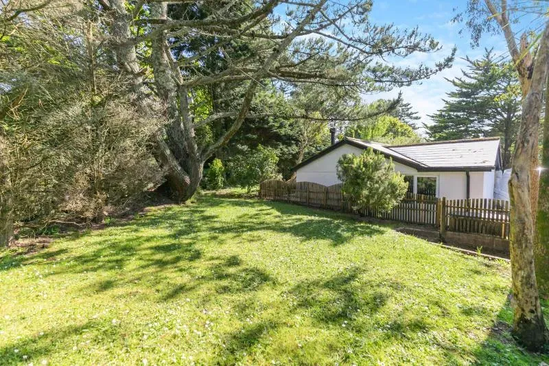 Buzzards Cottage