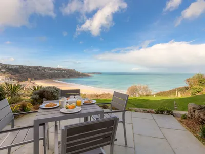 Carbis Bay View