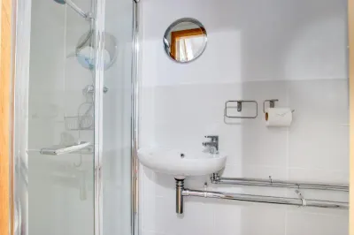 Chain Locker 9 Church Place