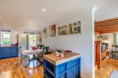 Chough House Porthcurno