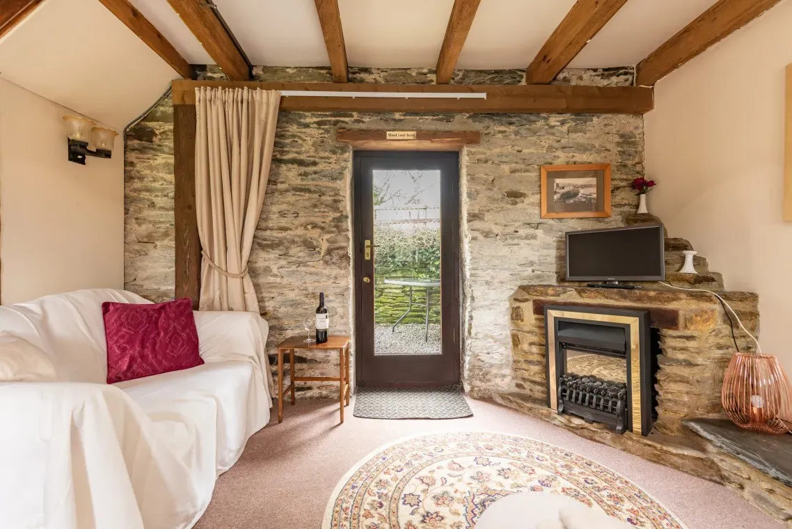 Cob Loaf Cottage