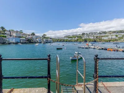 Diamond Cottage Polruan