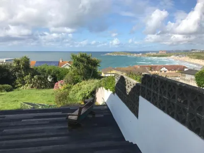 Fistral Hideaway
