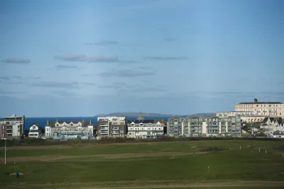 Fistral Lookout, Ocean 1