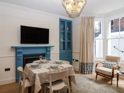 Garden flat on The Hoe - Tamar