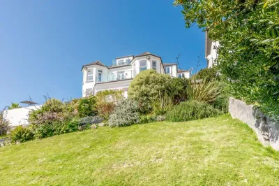 Hannafore Lemain Garden Apts