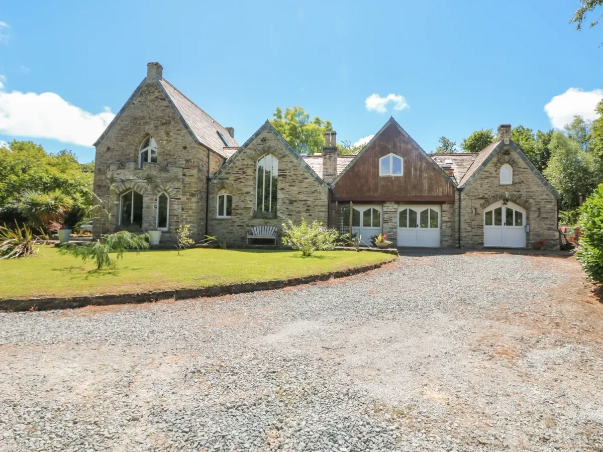 The Hideaway - couples retreat in converted mill buildings near Newquay