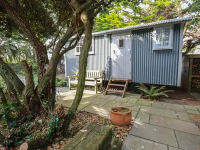 Hilbre Shepherd Hut
