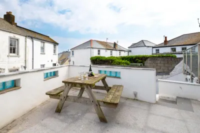 Island View The Meadow