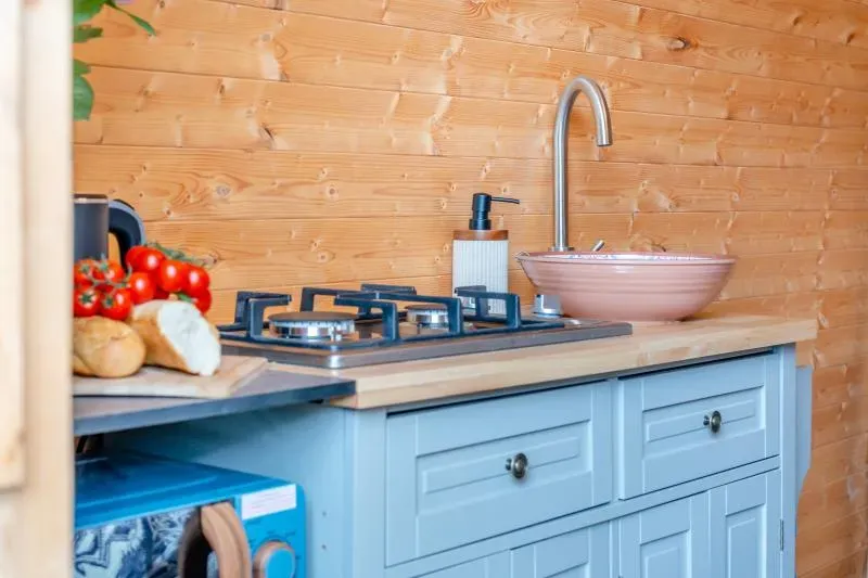 Lakeside View At Three Oaks