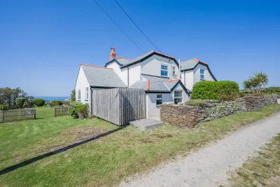 Merlins Cottage Tintagel