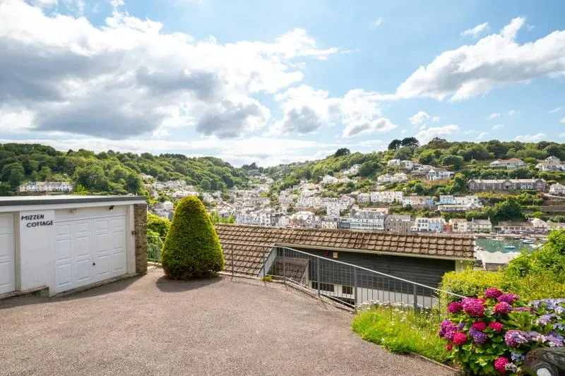 Mizzen Cottage