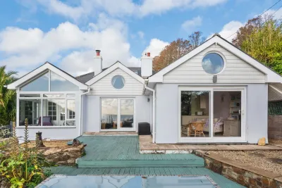 Phoenix and Little Phoenix