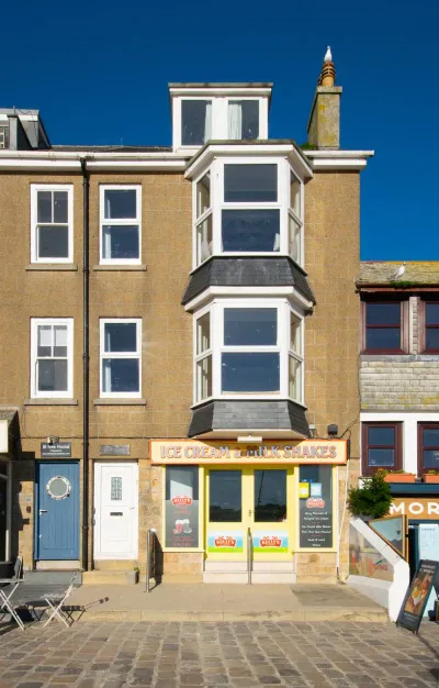 Quayside Apartment The Wharf