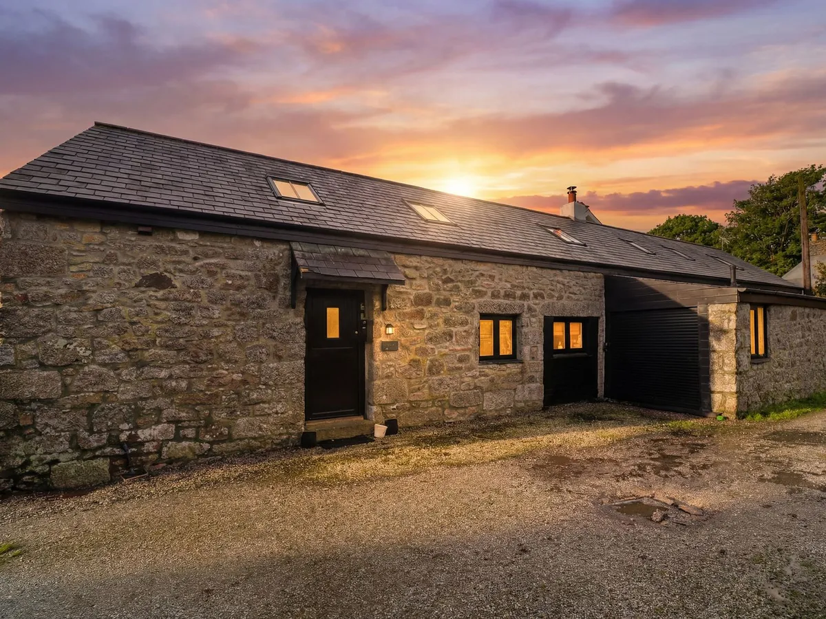 Riverside Barn