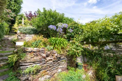 Secret Garden Cottage