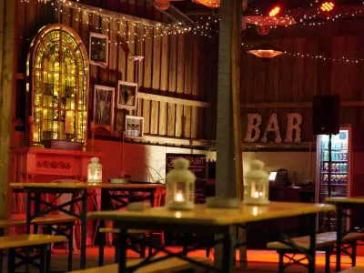 South Torfrey Farm Hut