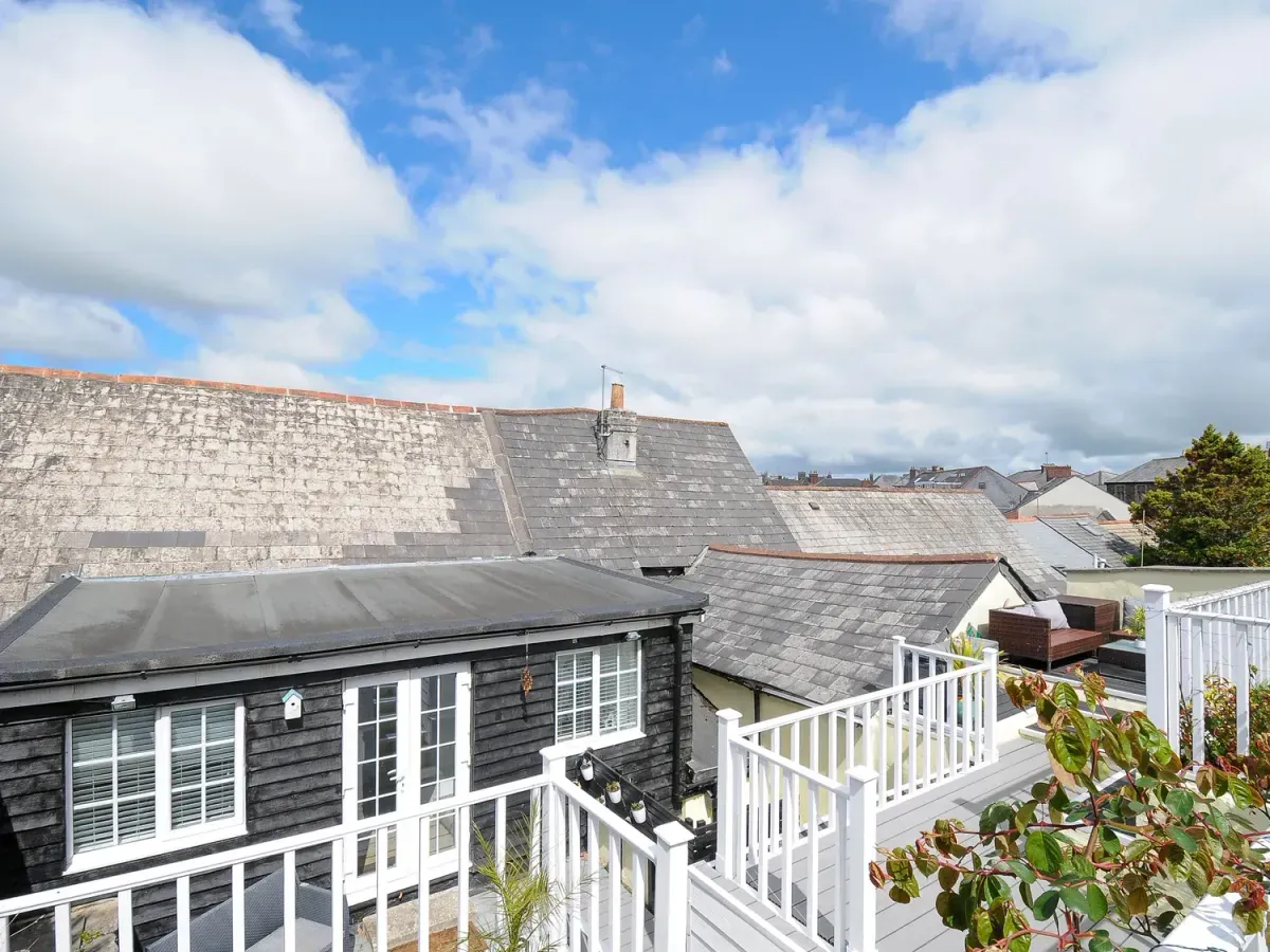 Stone's Throw Cottage