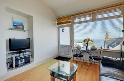 Talland Lemain Garden Apts