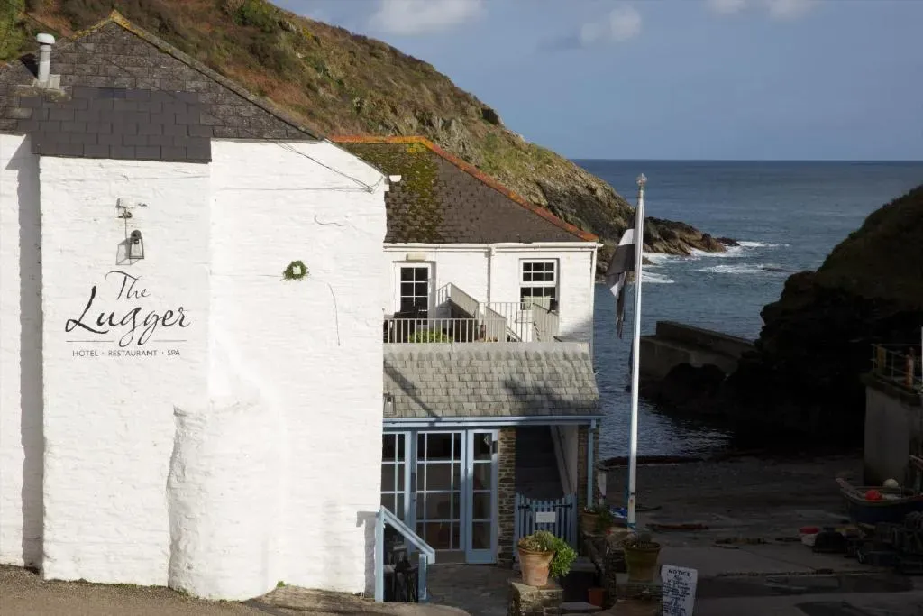 Lugger Hotel