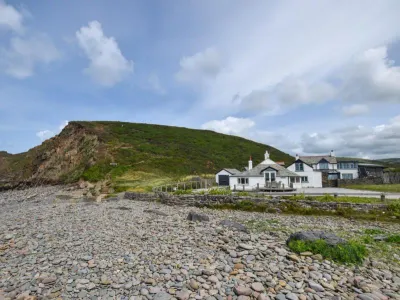 The Nook - Northcott Mouth