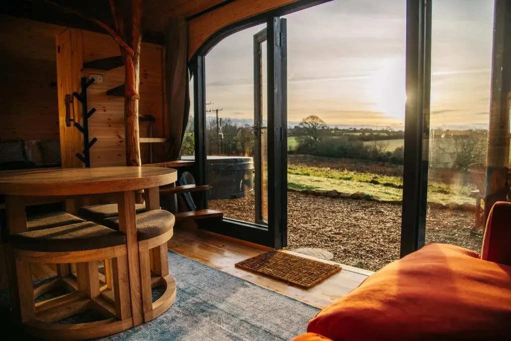 The Palm at OLJU Lodges