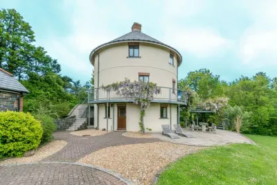 The Roundhouse
