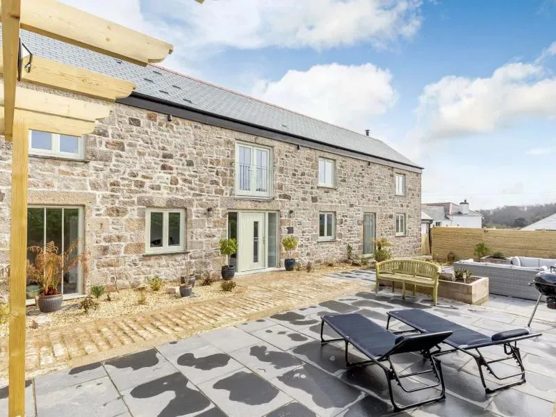 The Stables At Glen View