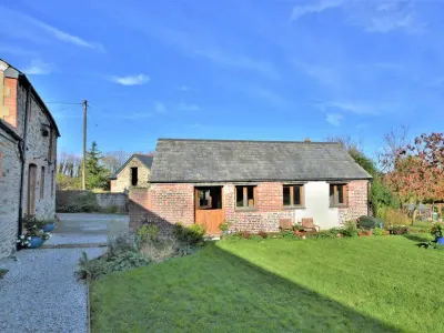 The Tit Box Lower South Beer Barn