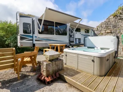 Tickeydoo, Tor Down Quarry