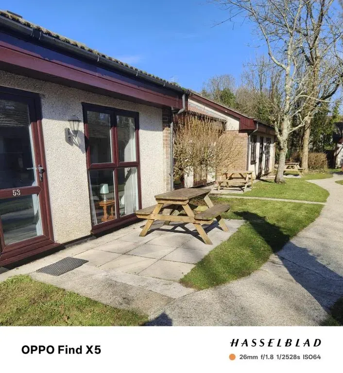 Tolroy manor holiday cottage