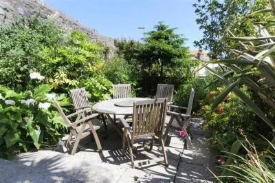 Tregarthen Barnoon Hill