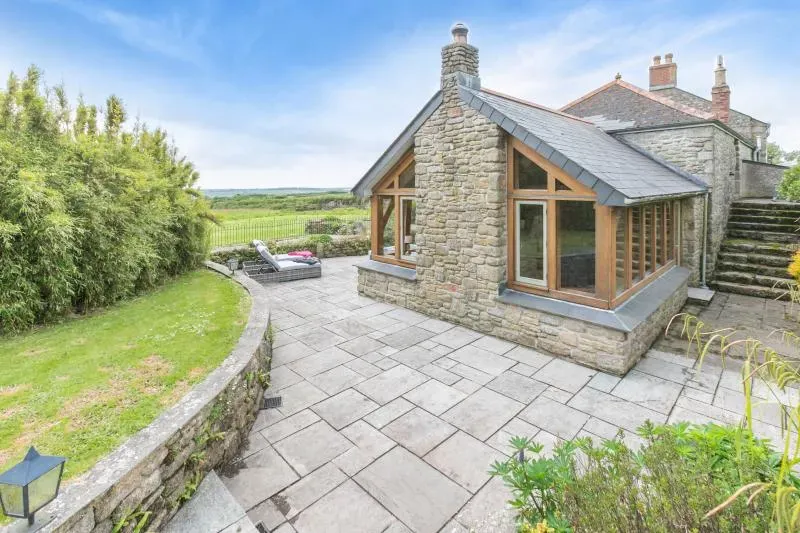 Tregrannick Garden Cottage