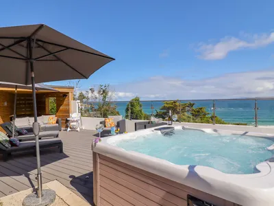 Tresco Bungalow