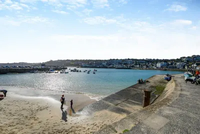 Upper Chy Rosewarne The Wharf